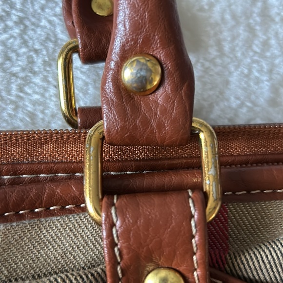 AUTHENTIC BURBERRY HANDBAG TOTE - Picture 4 of 8